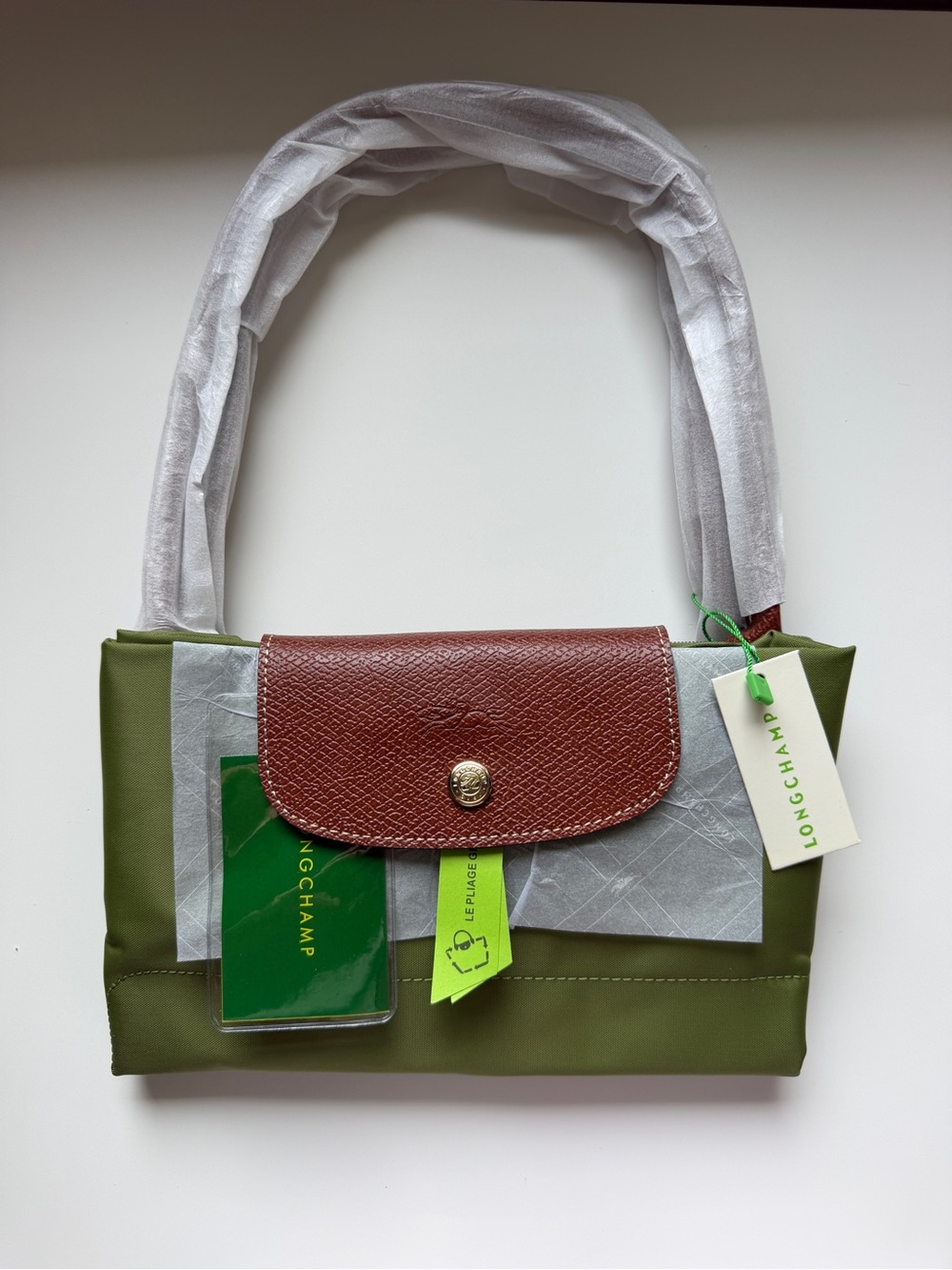 Longchamp Tote in Lichen Green Large - Picture 8 of 8